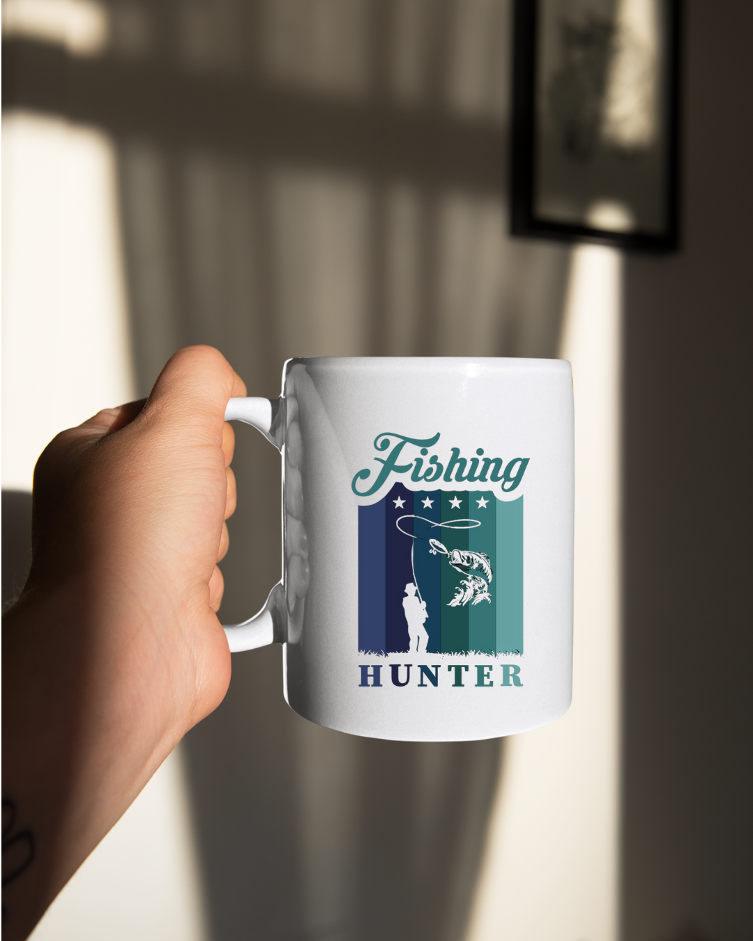 Fishing Hunter Crewneck Sweatshirt, Retro Angler Graphic Pullover, Outdoor Adventure Shirt, Fisherman Gift, Vintage Fishing Hobby Tee