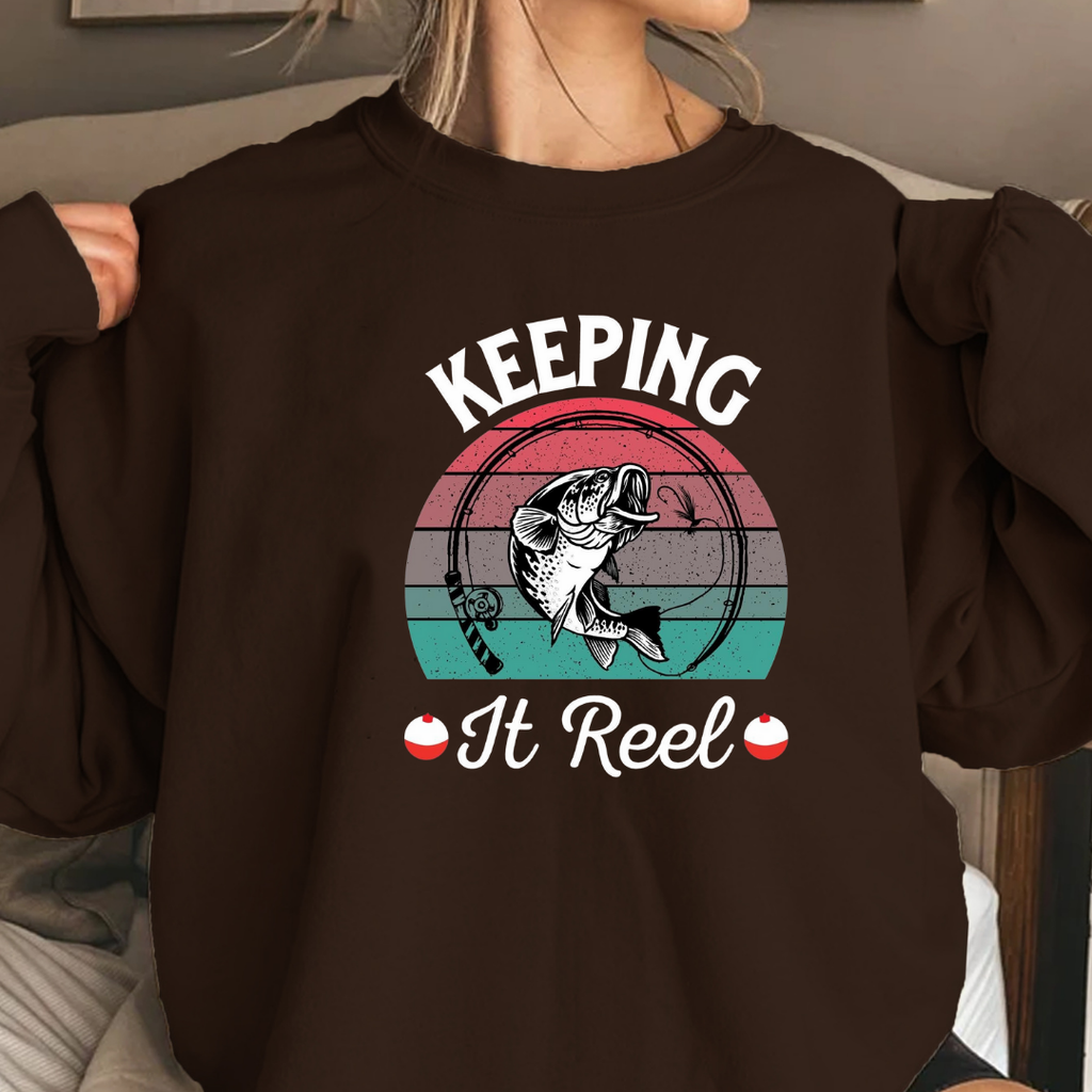 Retro Skate Cat Crewneck Sweatshirt, Cute Cat Graphic Pullover, Skateboarding Kitty Shirt, Fun Animal Apparel, Cozy Unisex Sweatshirt, Gift