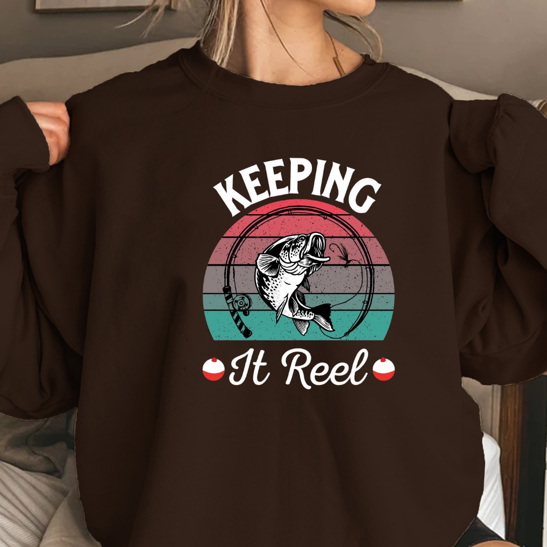 Retro Skate Cat Crewneck Sweatshirt, Cute Cat Graphic Pullover, Skateboarding Kitty Shirt, Fun Animal Apparel, Cozy Unisex Sweatshirt, Gift