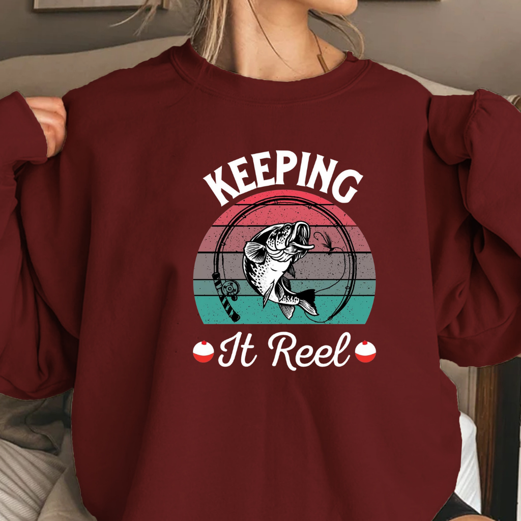 Retro Skate Cat Crewneck Sweatshirt, Cute Cat Graphic Pullover, Skateboarding Kitty Shirt, Fun Animal Apparel, Cozy Unisex Sweatshirt, Gift