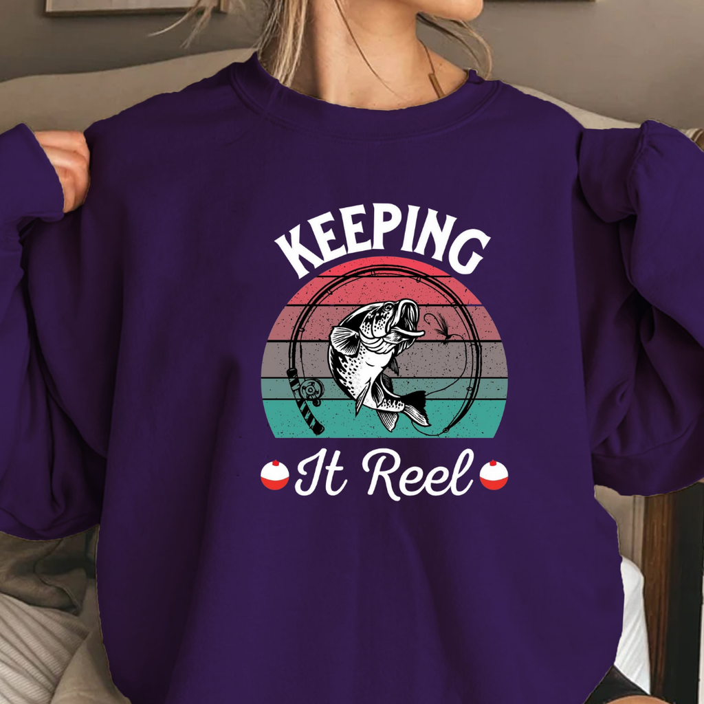 Retro Skate Cat Crewneck Sweatshirt, Cute Cat Graphic Pullover, Skateboarding Kitty Shirt, Fun Animal Apparel, Cozy Unisex Sweatshirt, Gift