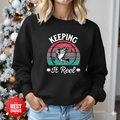 Retro Skate Cat Crewneck Sweatshirt, Cute Cat Graphic Pullover, Skateboarding Kitty Shirt, Fun Animal Apparel, Cozy Unisex Sweatshirt, Gift