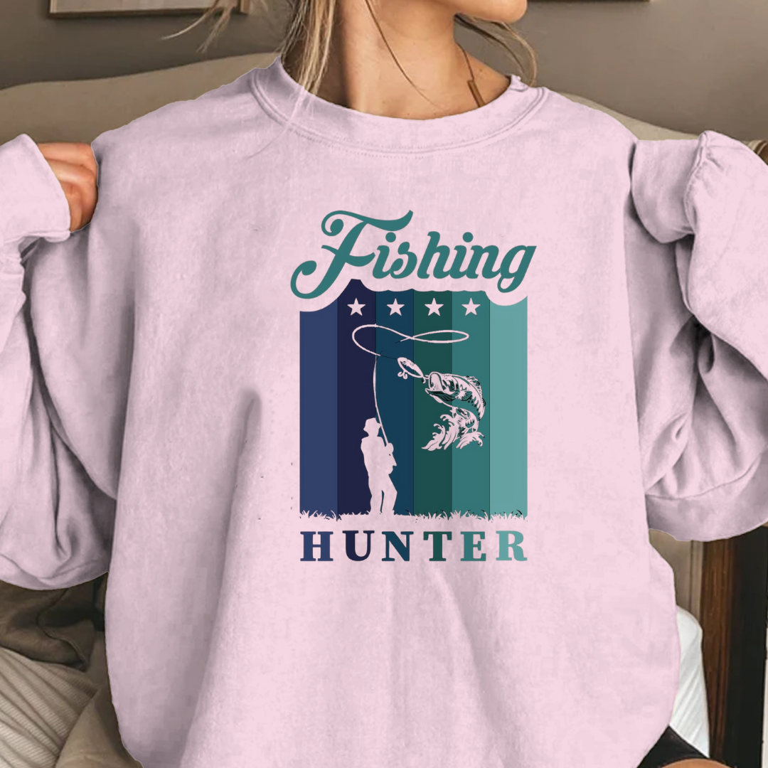 Fishing Hunter Crewneck Sweatshirt, Retro Angler Graphic Pullover, Outdoor Adventure Shirt, Fisherman Gift, Vintage Fishing Hobby Tee